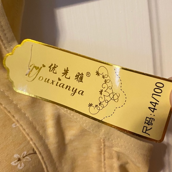 Comfortable & Convenient Front Button Bra - Picture 3 of 13